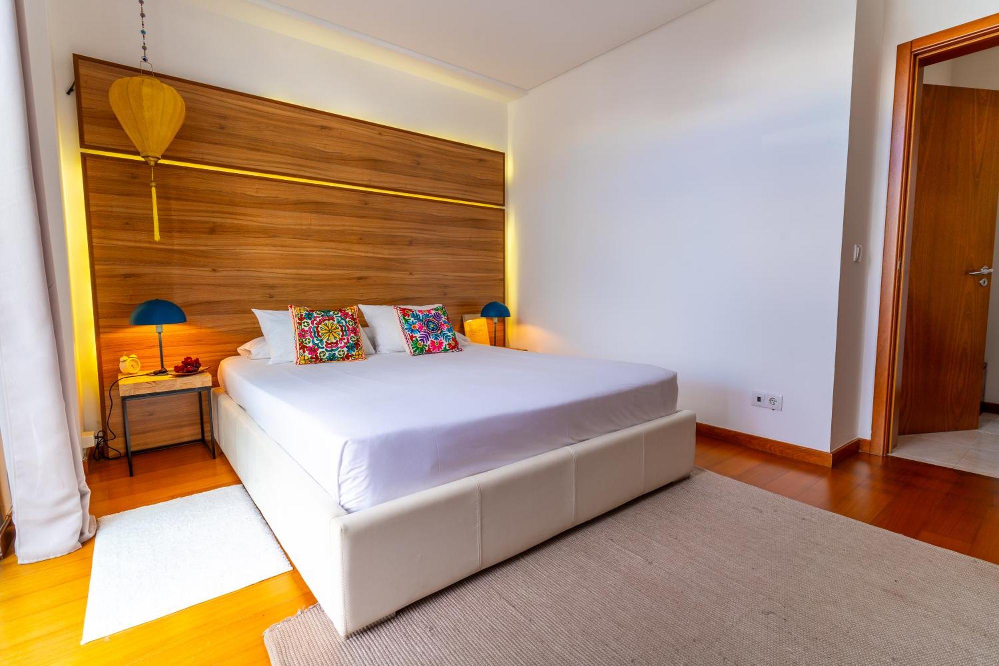 Epicenter City Apartment